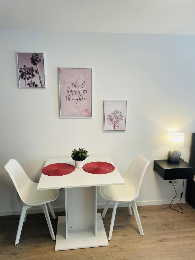 Prime Host Dream Apartamento Karlsruhe Exterior foto