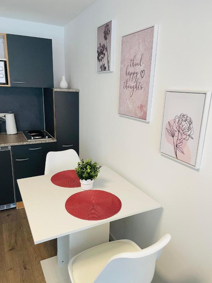 Prime Host Dream Apartamento Karlsruhe Exterior foto